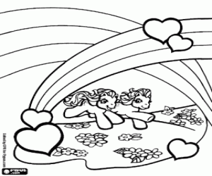 İki midilli, gökkuşağı ve kalpler boyama